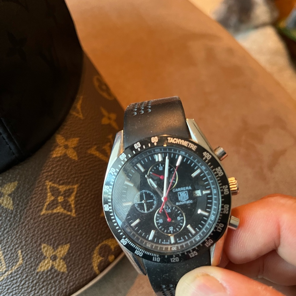 Pre-owned Tag Heuer Carrera Automatic Swiss Made Chronograph watch. Beautiful!